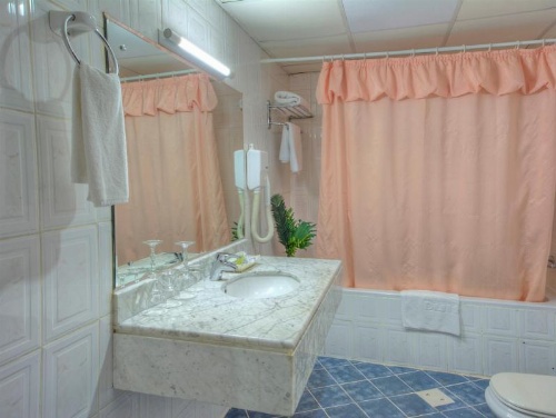 Dulf Hotel Dubai image 17